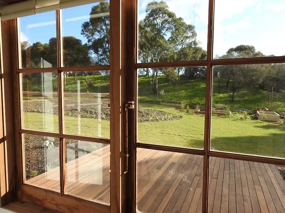 Grape Pickers Cottage-1